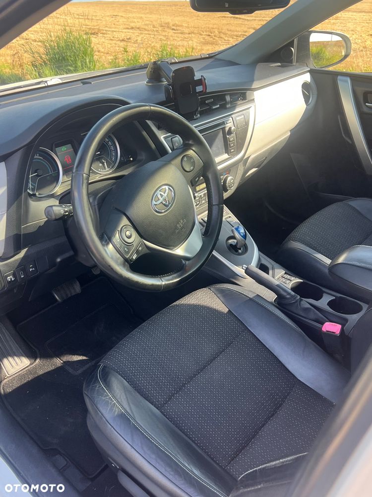 Toyota Auris - 12