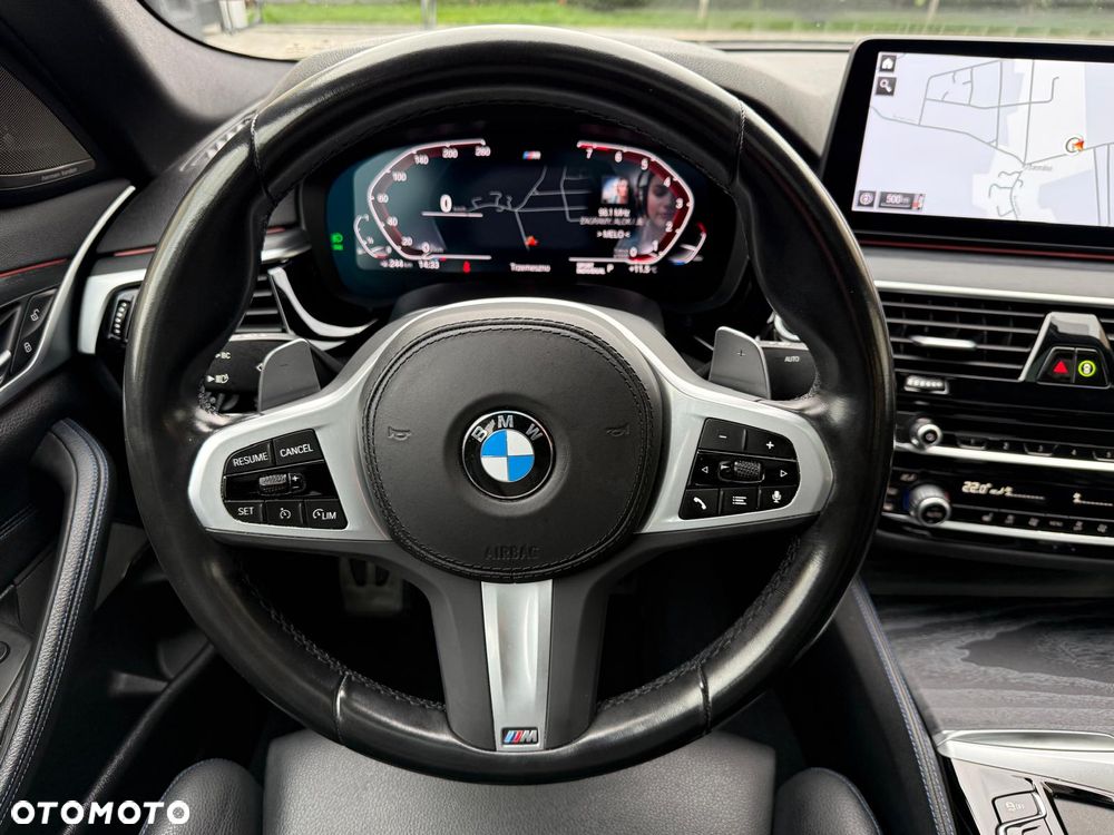 BMW Seria 5 530i xDrive mHEV M Sport sport - 22
