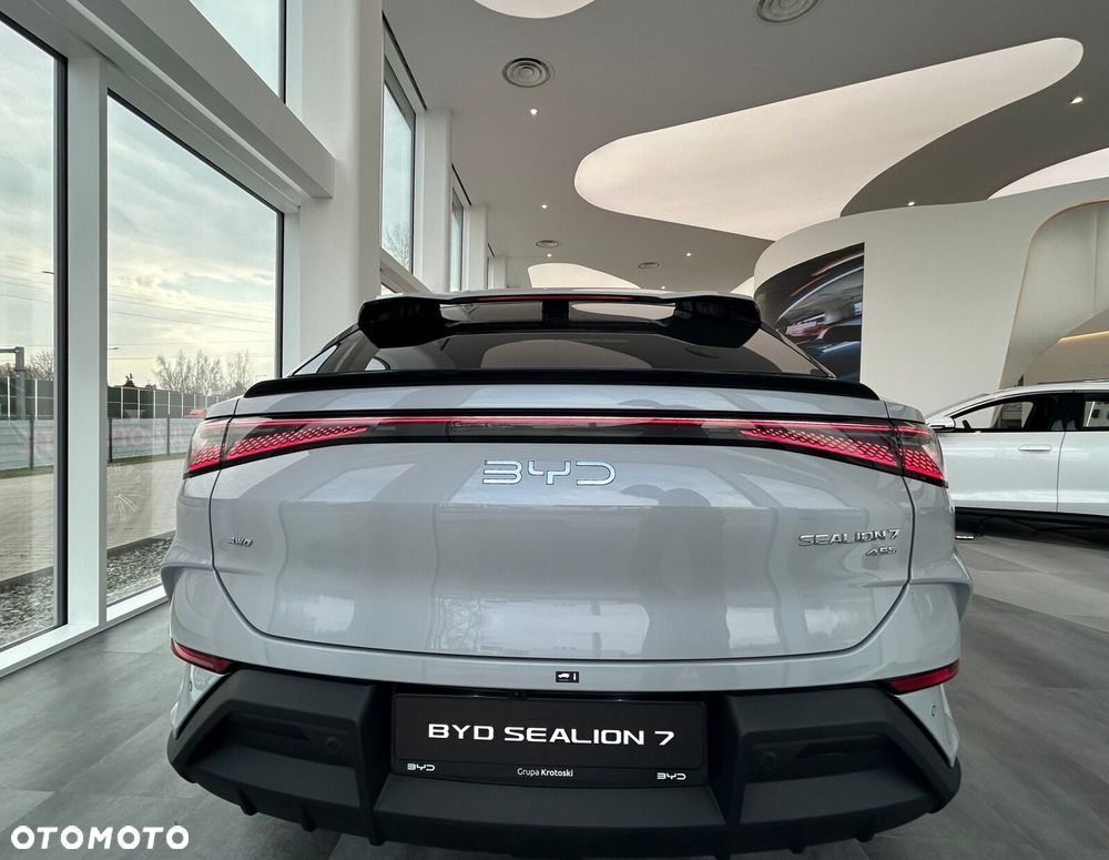 BYD Sealion 7 - 6