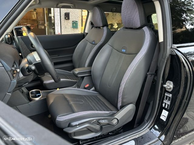 MINI 3 Portas Cooper C Essential - 26
