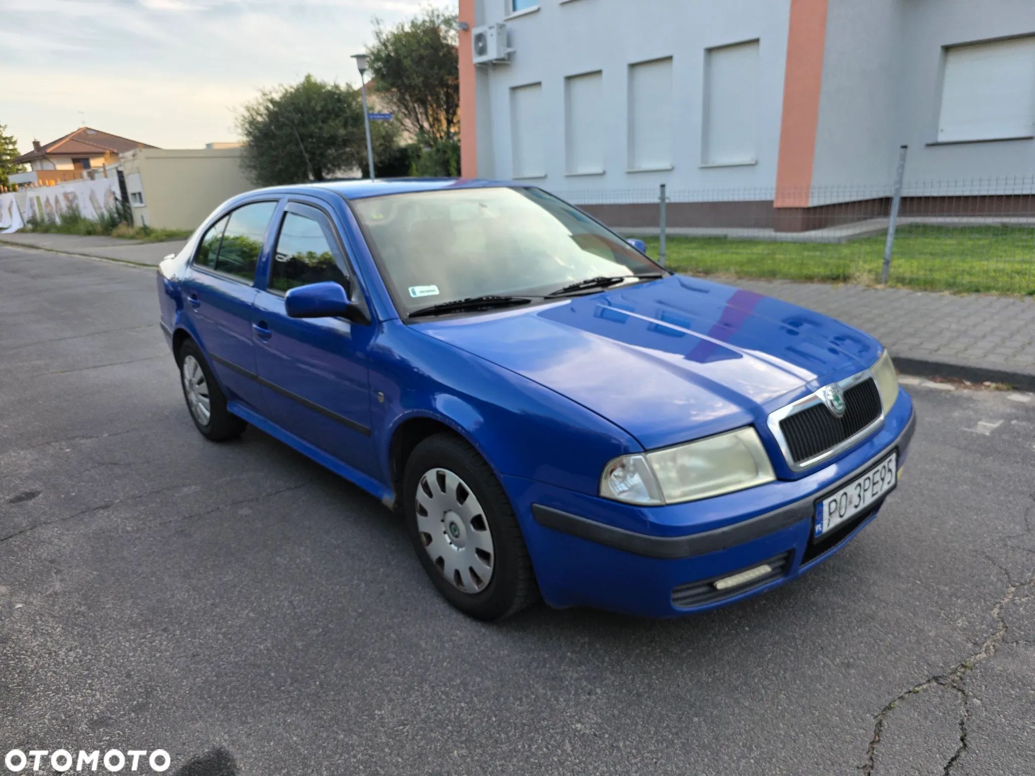 Skoda Octavia 1.6 Ambition - 1