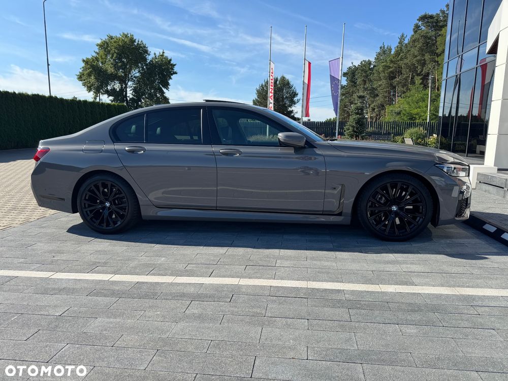 BMW Seria 7 740d xDrive sport - 15