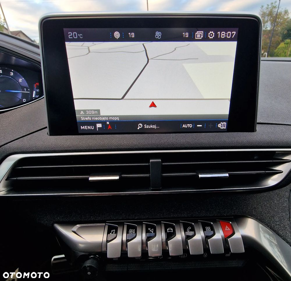 Peugeot 5008 1.6 PureTech Allure S&S EAT8 - 29