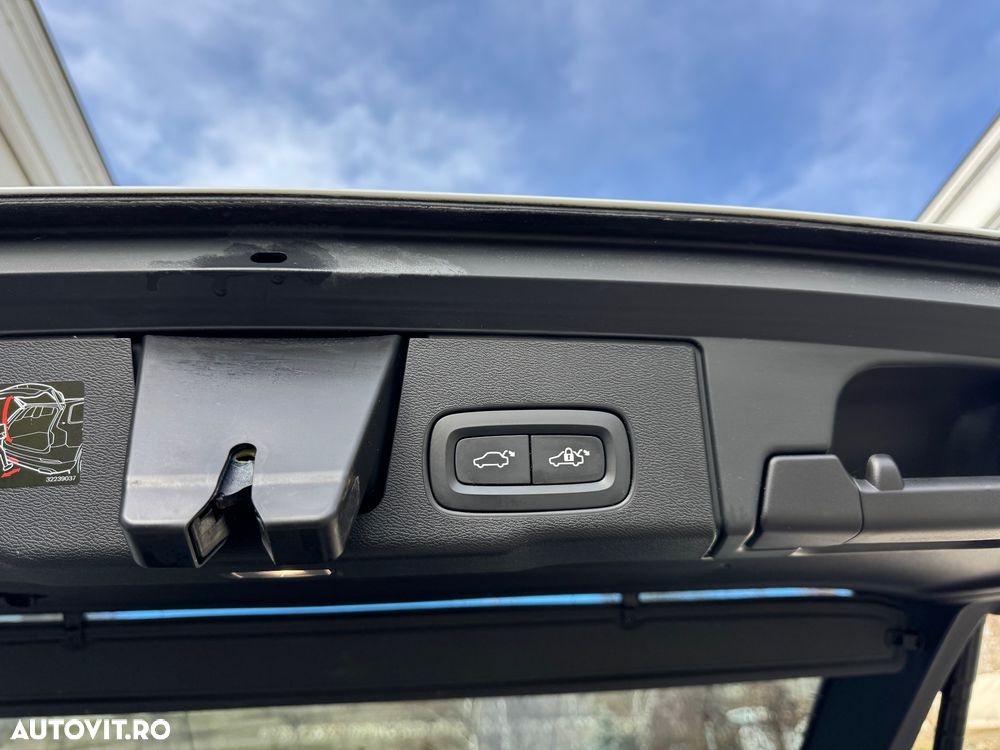 Volvo XC 60 Recharge T8 Twin Engine eAWD Inscription - 23