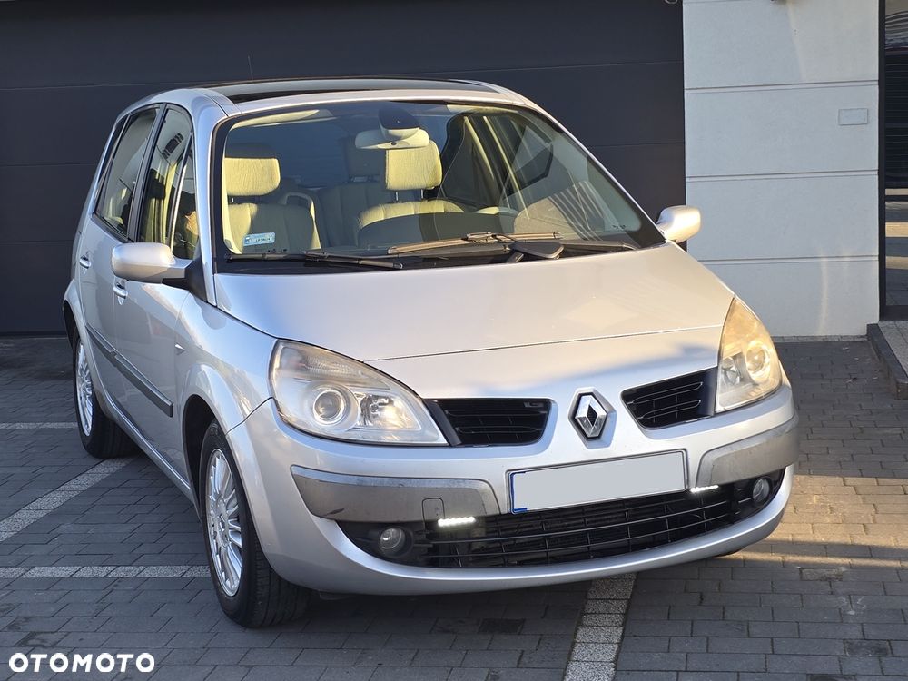 Renault Scenic 1.9 dCi FAP Avantage - 1
