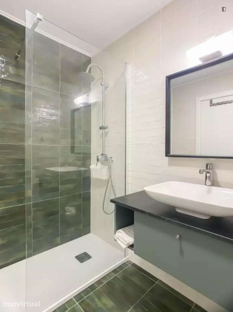 Apartamento com 1 quartos - localizado em Princípe Real Lisbon - Grande imagem: 2/17