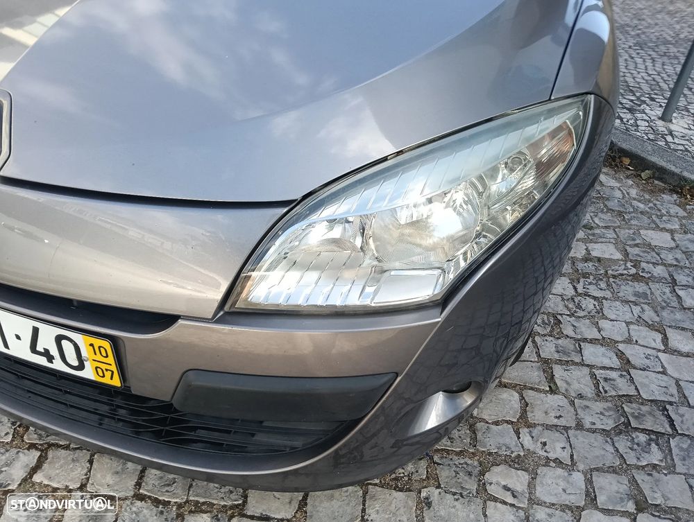 Renault Mégane Sport Tourer 1.5 dCi Dynamique - 4