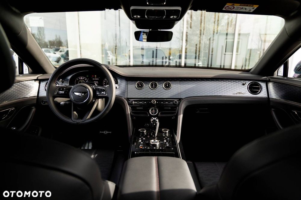 Bentley Flying Spur - 4