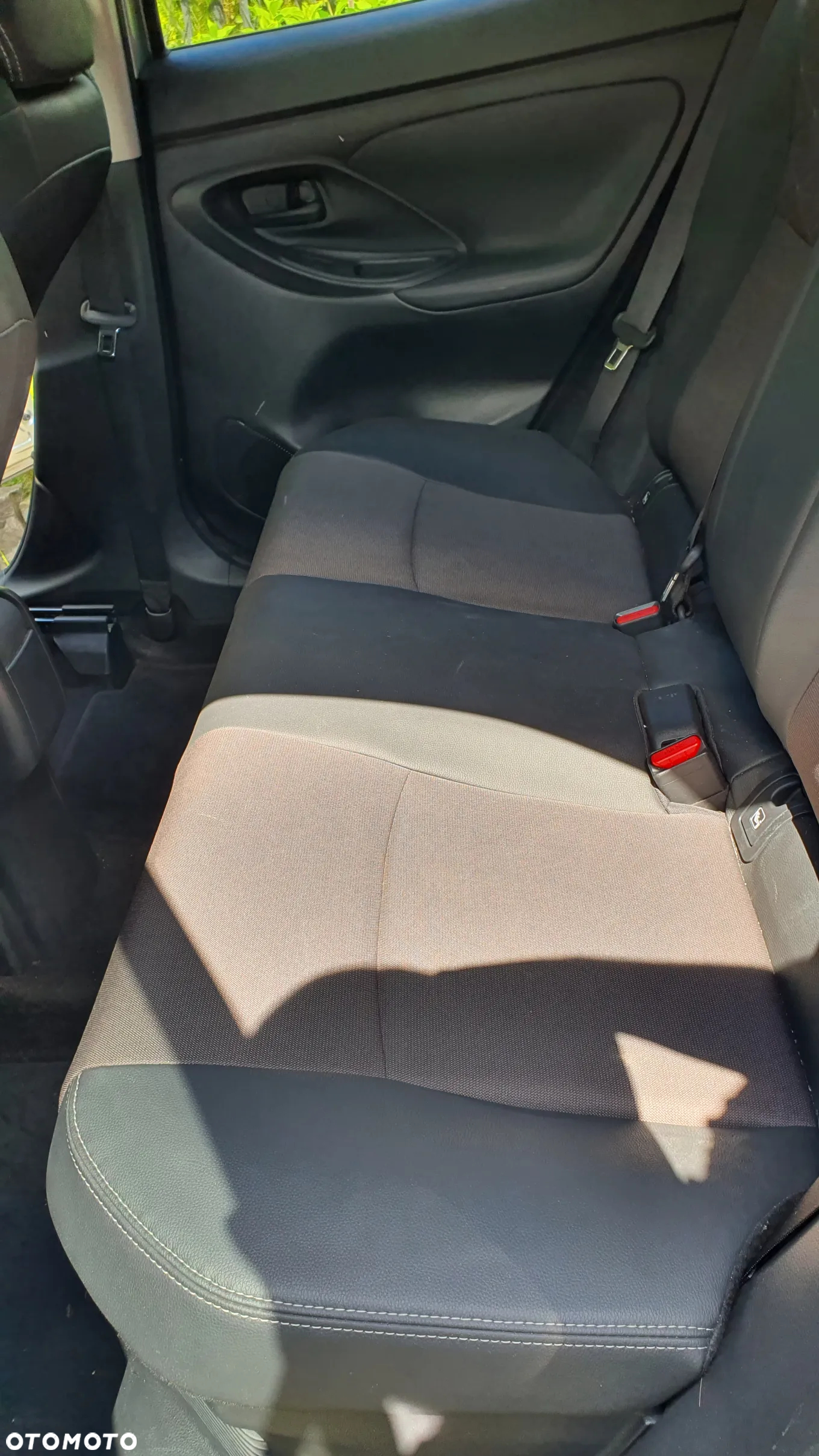 Toyota Yaris Hybrid 1.5 Executive - 10