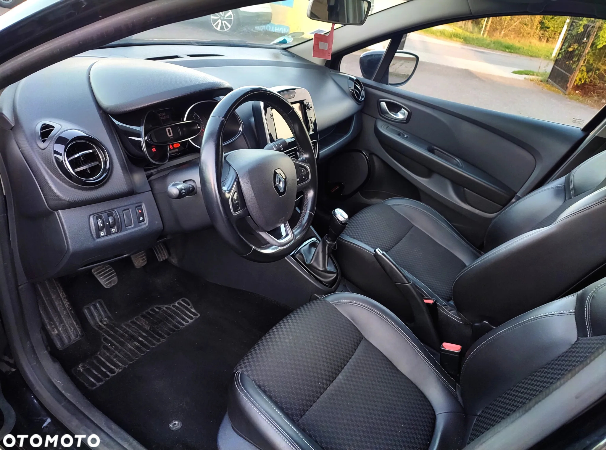 Renault Clio 1.5 dCi Energy Intens+ - 10