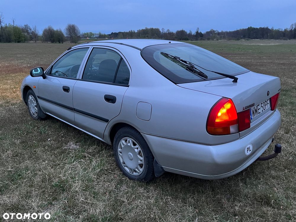 Mitsubishi Carisma 1600 GL - 7