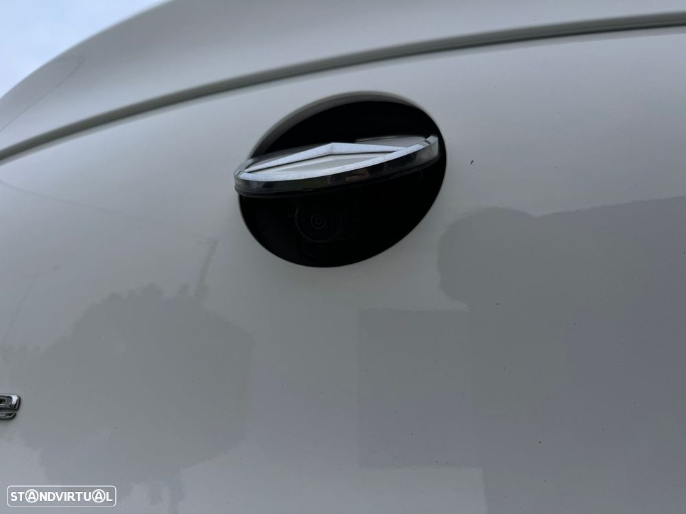 Mercedes-Benz GLC 300 de Coupé 4Matic - 11