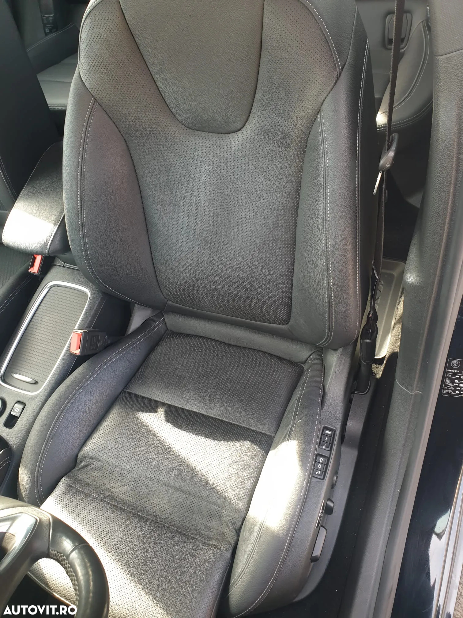 Opel Astra 1.2 Turbo Start/Stop Business Elegance - 17