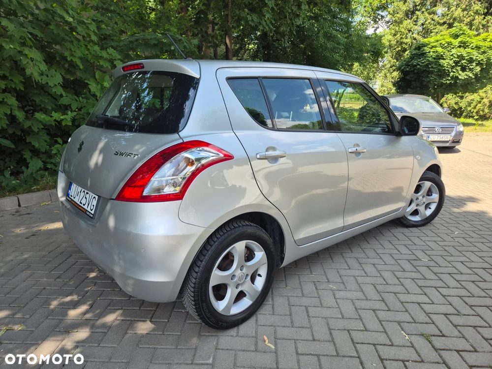 Suzuki Swift - 18