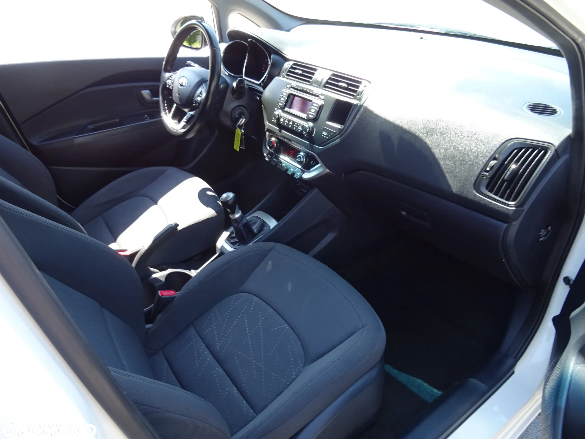 Kia Rio 1.2 Dream-Team Edition - 9