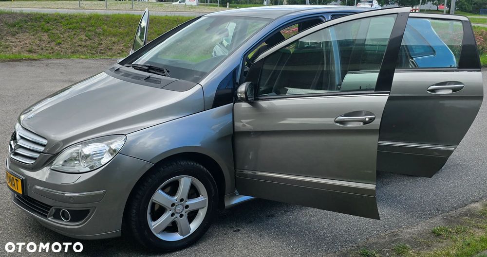 Mercedes-Benz Klasa B 200 CDI Autotronic - 20