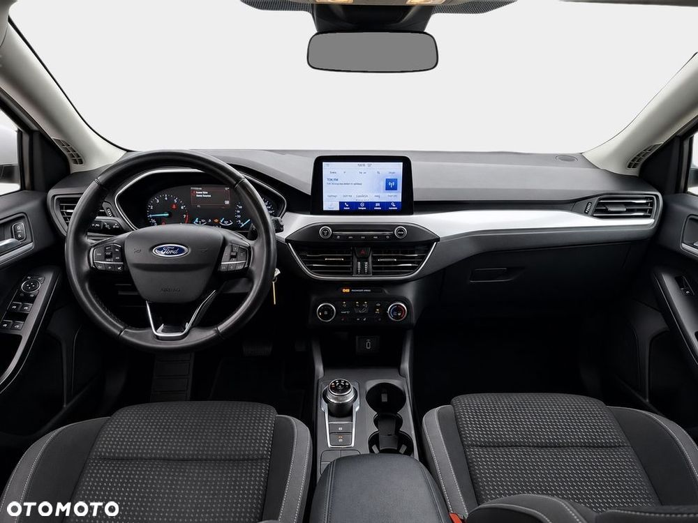 Ford Focus 1.0 EcoBoost Trend Edition Business - 10