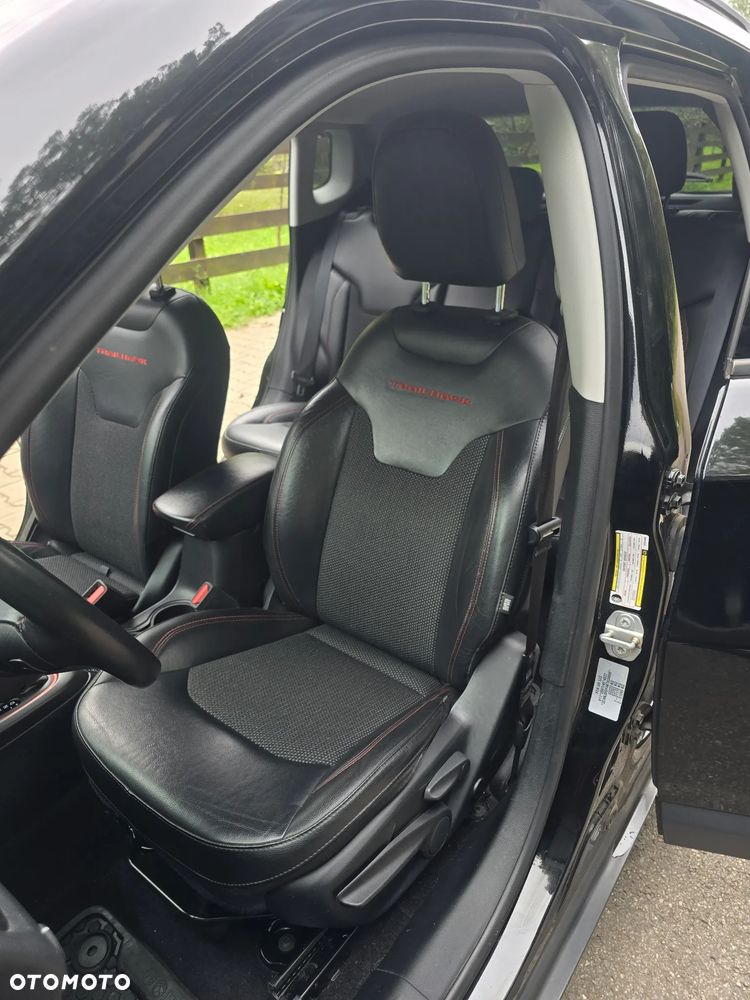 Jeep Compass 2.0 MJD Trailhawk 4WD S&S - 21