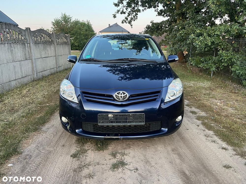Toyota Auris 1.6 Valvematic Comfort - 2