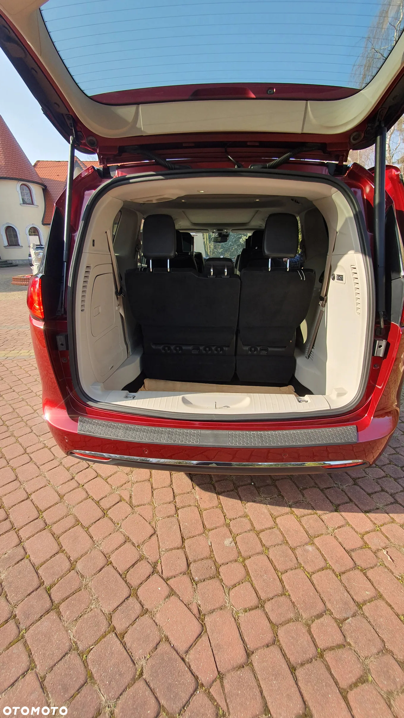Chrysler Pacifica - 20