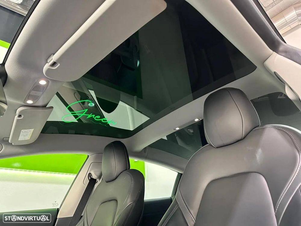 Tesla Model 3 Standard Range Plus RWD - 48