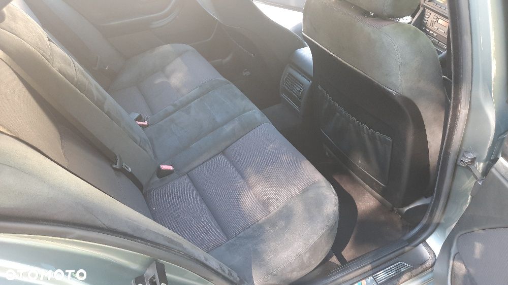 BMW Seria 5 525i - 18