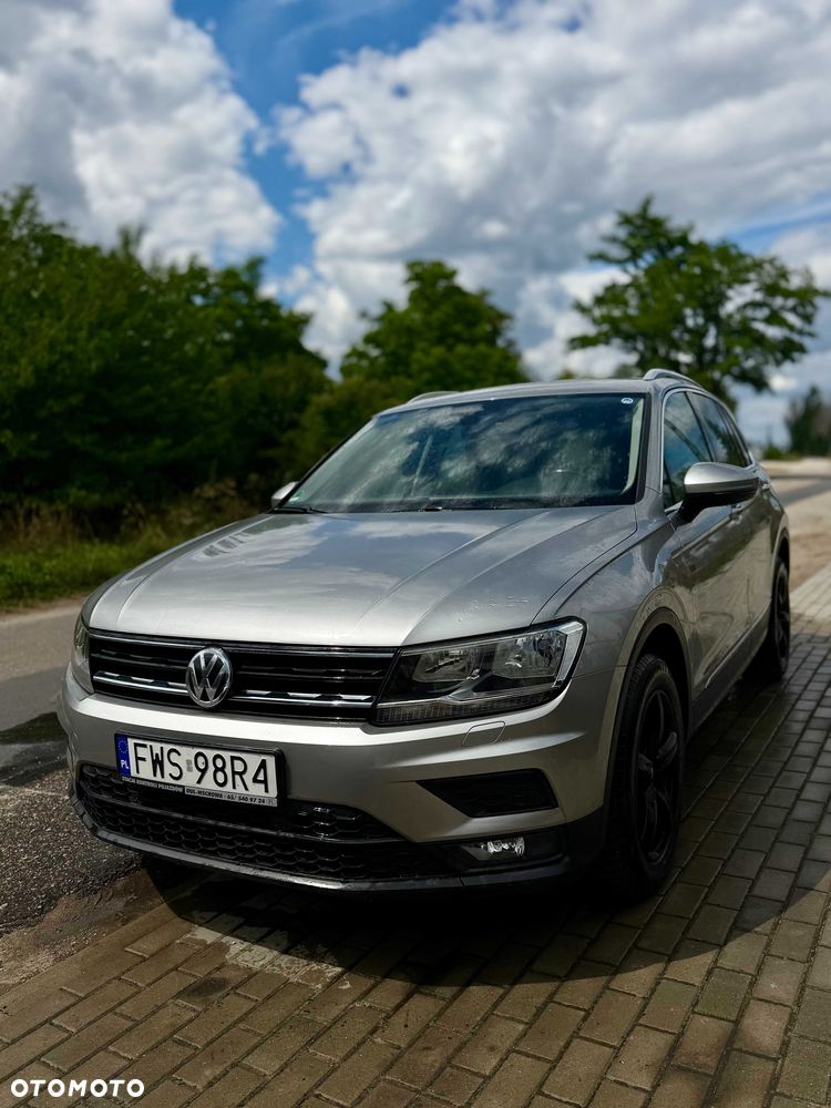 Volkswagen Tiguan - 1
