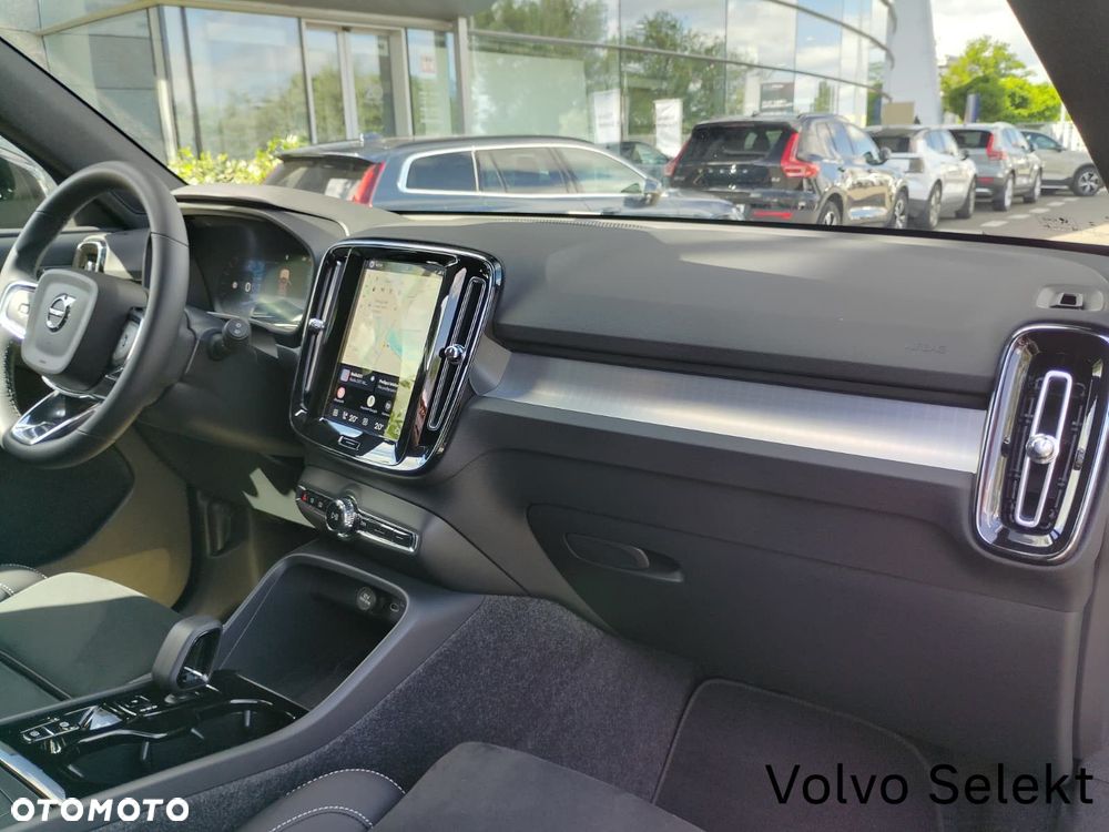 Volvo XC 40 - 21