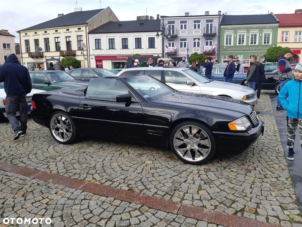 Mercedes-Benz SL - 17