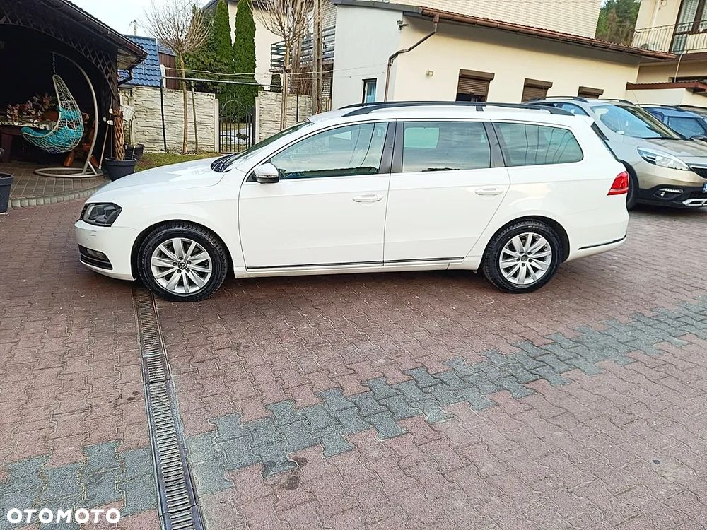 Volkswagen Passat 2.0 TDI Highline - 9