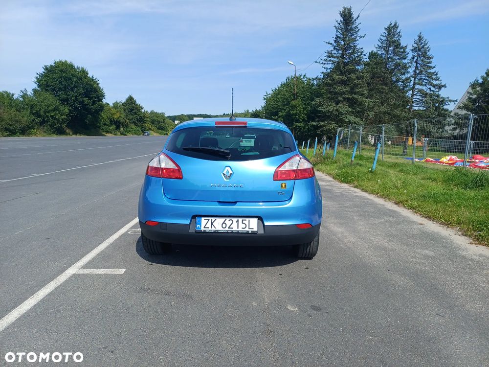 Renault Megane ENERGY TCe 115 Start & Stop Bose Edition - 5
