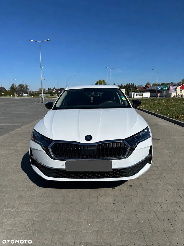 Skoda Octavia 1.5 TSI mHEV Selection DSG - 2