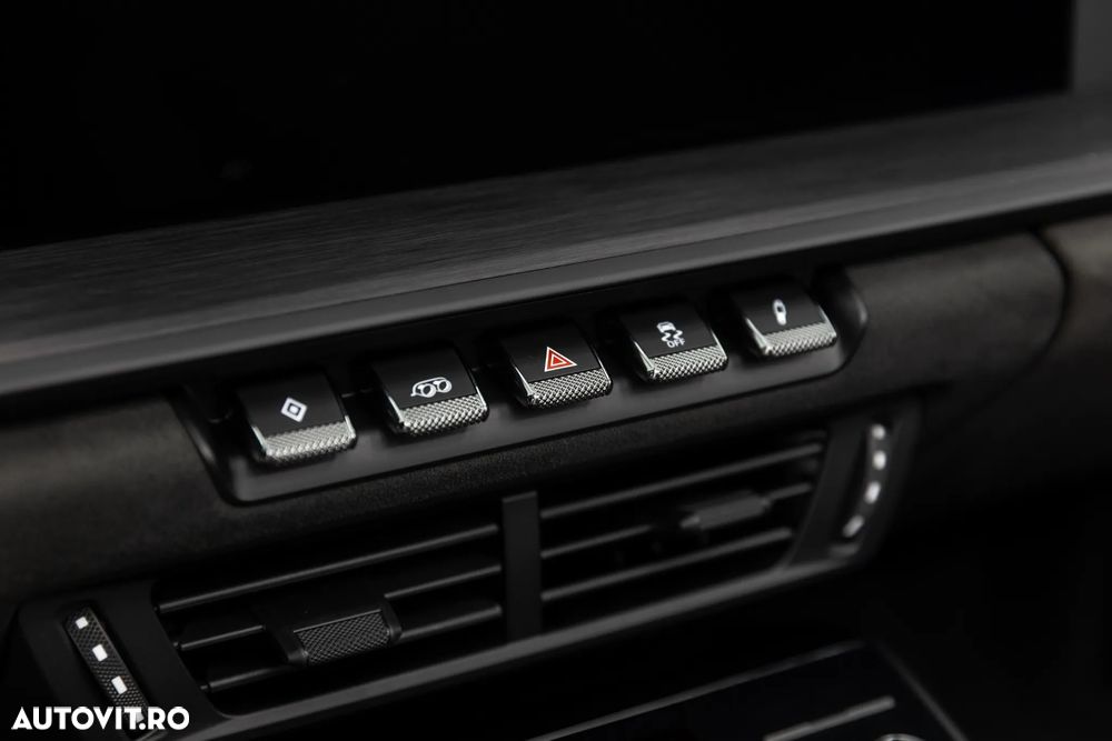 Porsche 911 Carrera GTS PDK - 32