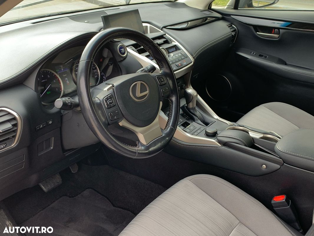 Lexus Seria NX 300h Business - 9
