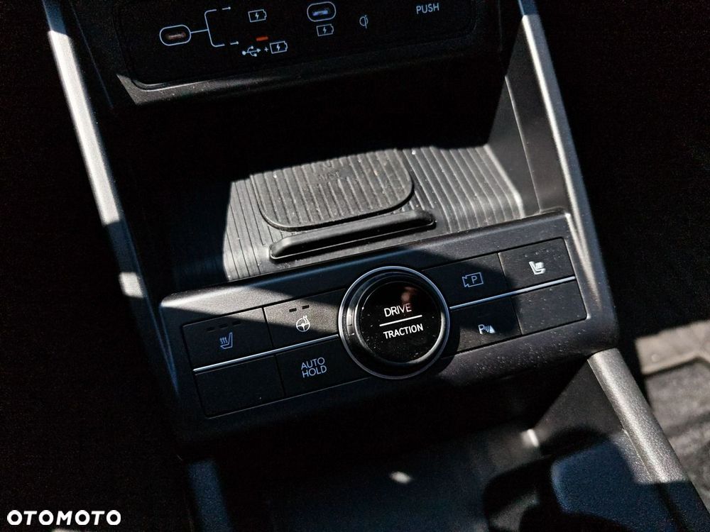 Hyundai Kona - 16
