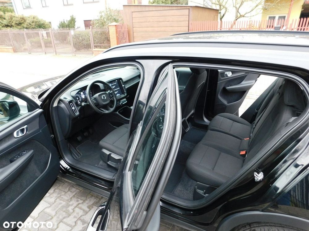 Volvo XC 40 D3 Momentum Pro - 11