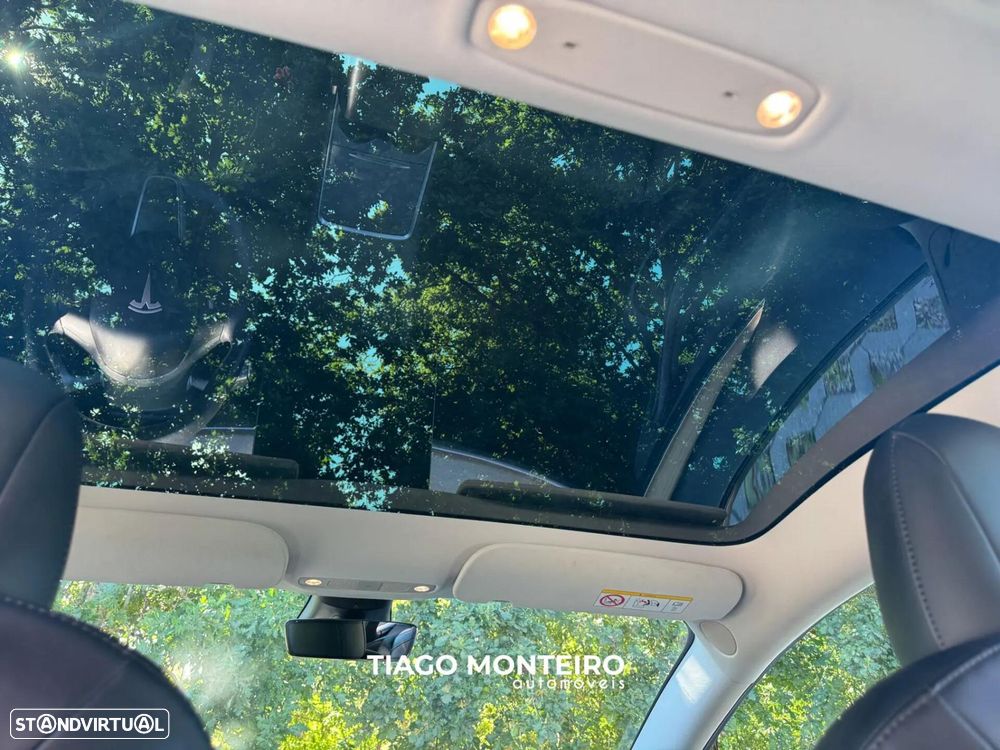 Tesla Model 3 Long Range AWD Dual Motor - 36