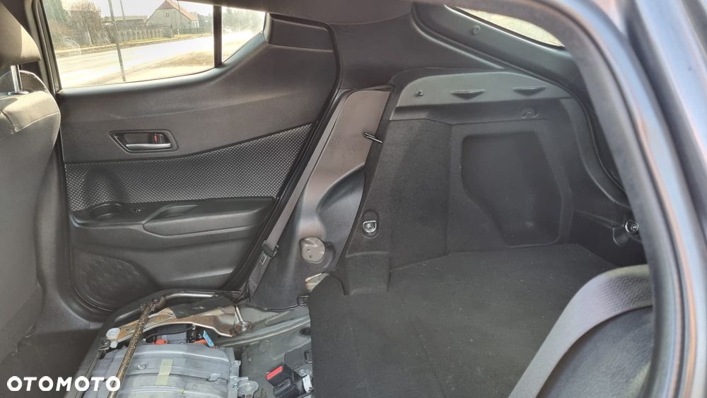 Toyota C-HR Club - 27