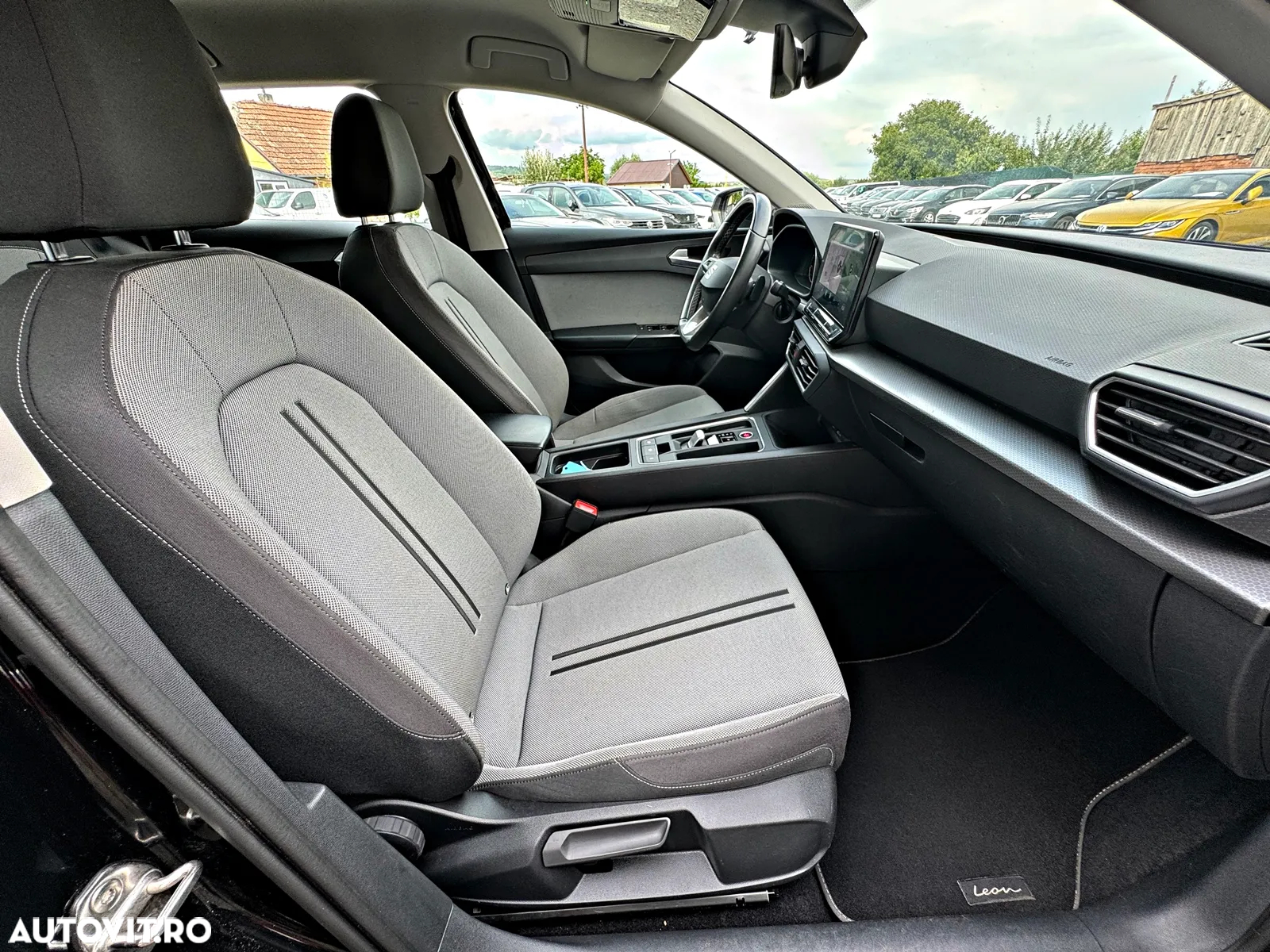 Seat Leon 2.0 TDI DSG Style Edition - 8