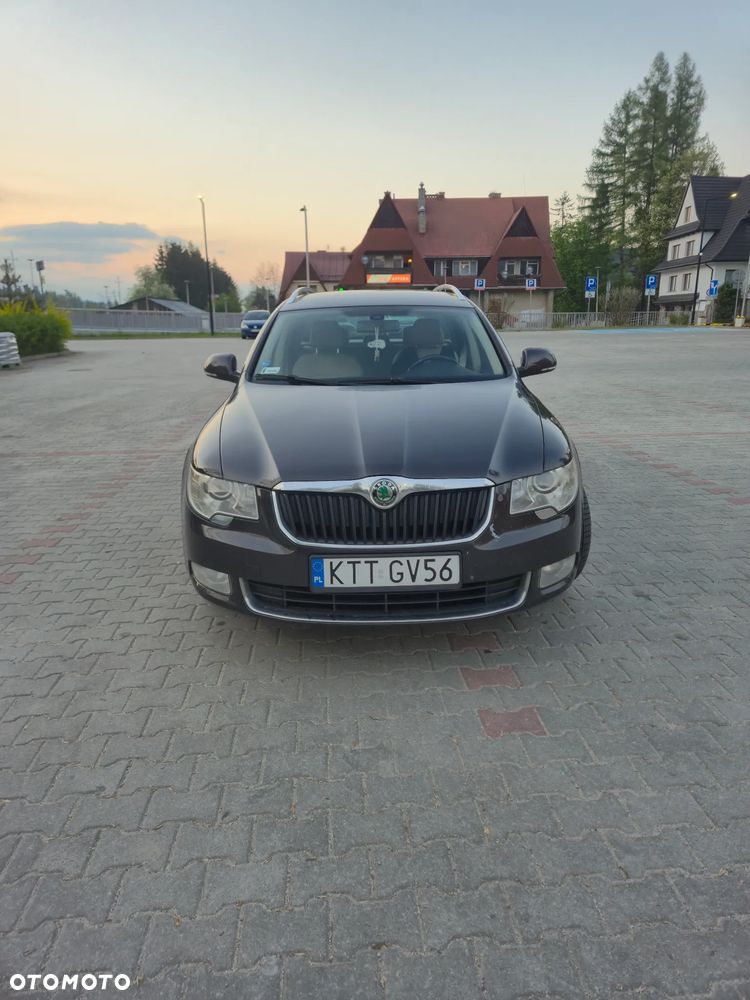 Skoda Superb 2.0 TDI Ambition DSG - 3