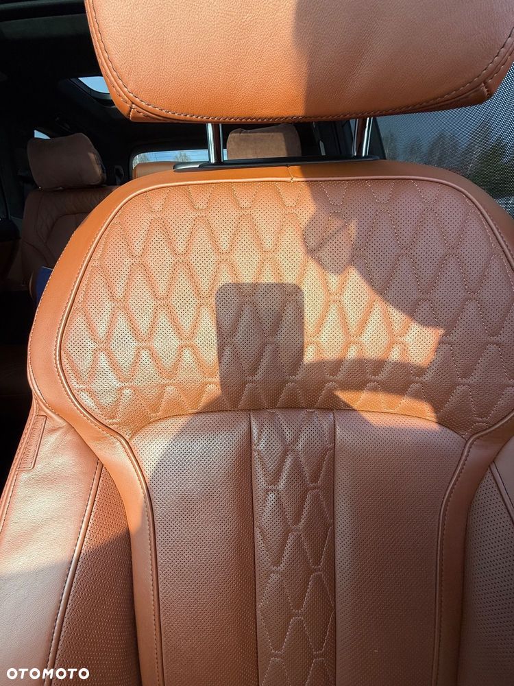 BMW-ALPINA XB7 Biturbo - 25