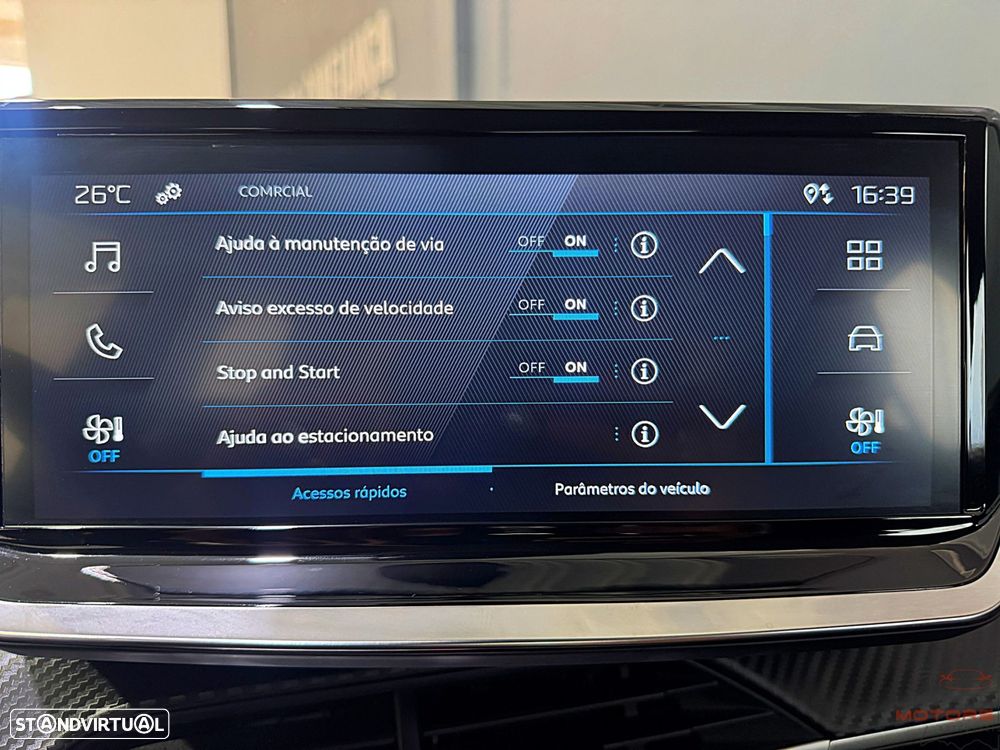 Peugeot 208 1.2 PureTech SE Style - 33