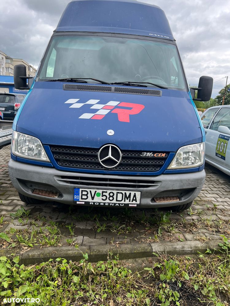 Mercedes-Benz Sprinter - 1