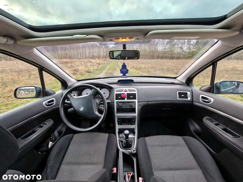 Peugeot 307 HDi 110 OXYGO - 8