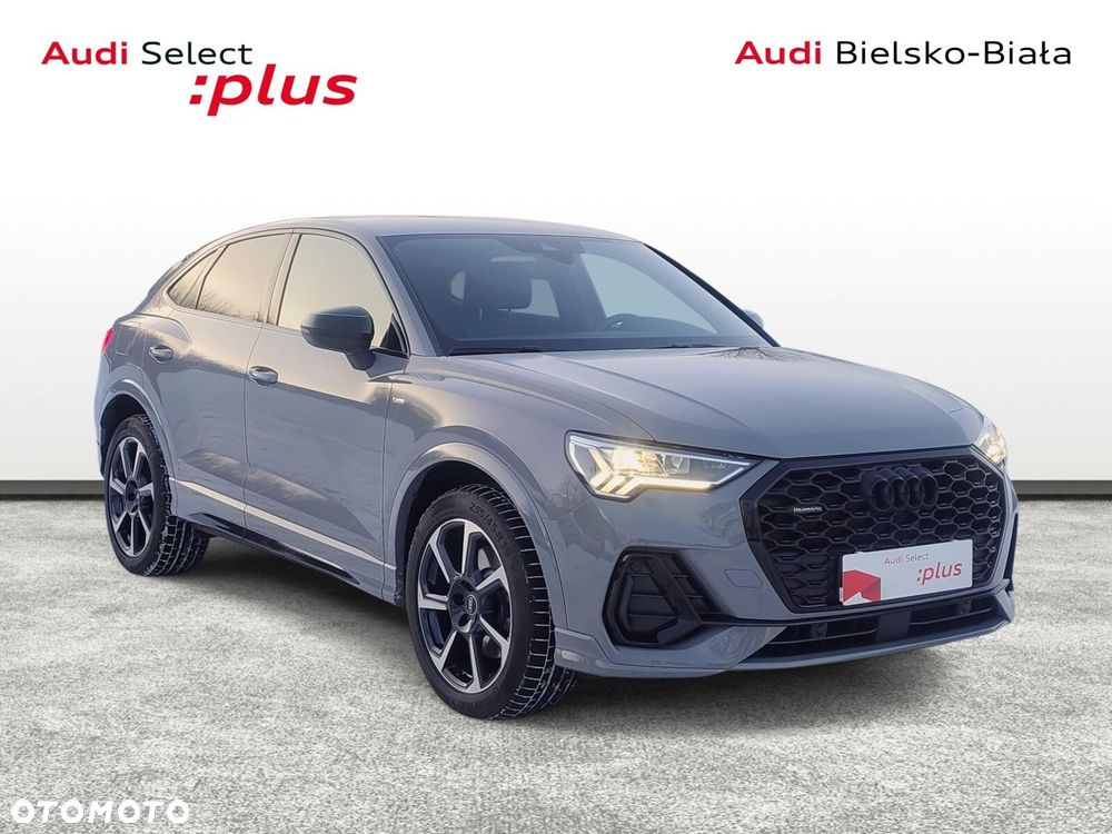 Audi Q3 Sportback - 8