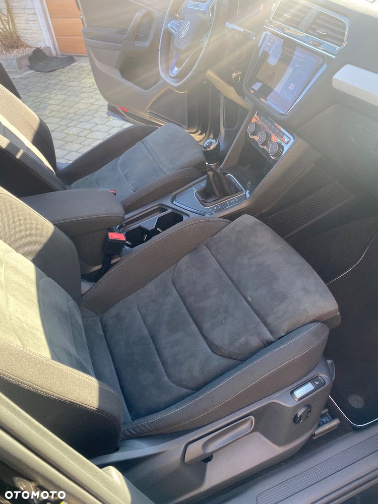Volkswagen Tiguan 2.0 TDI SCR R-Line - 16