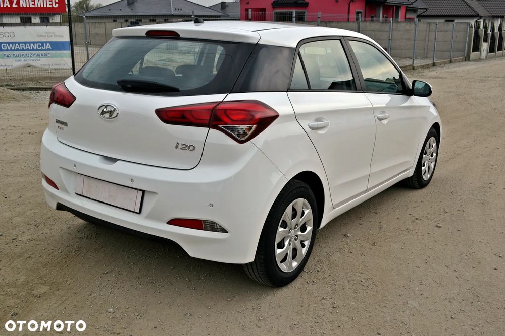 Hyundai i20 - 10