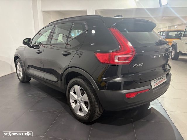 Volvo XC 40 1.5 T2 Plus Dark - 15