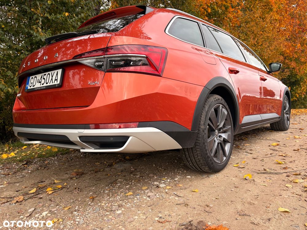 Skoda Superb 2.0 TDI SCR 4x4 Scout DSG - 10