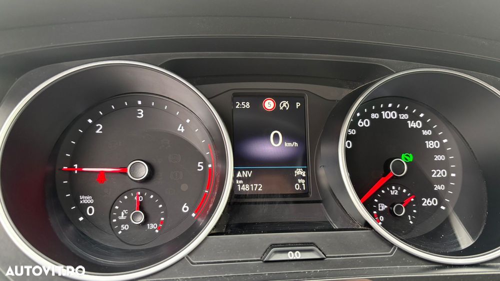 Volkswagen Tiguan - 10